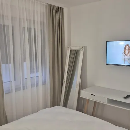 Bella バニャ・ルカ