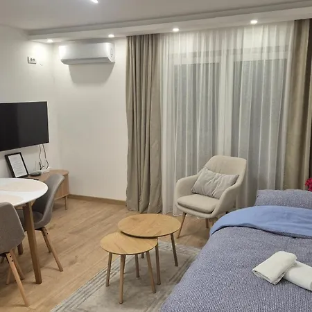 Bella * Μπάνια Λούκα